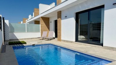 2 Bed Villa for sale
