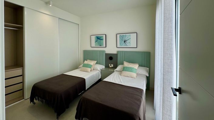 Image No.12-2 Bed Villa for sale