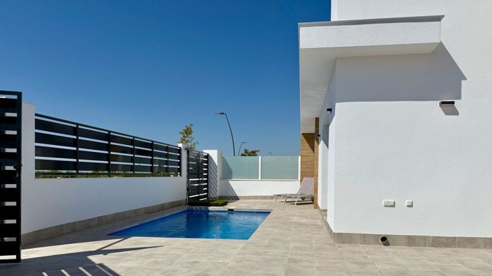 Image No.13-2 Bed Villa for sale