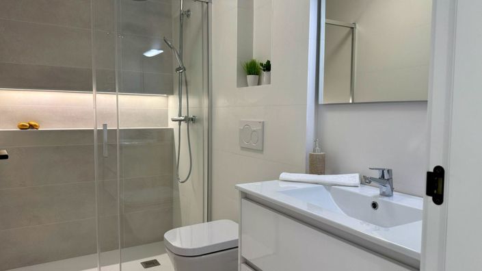 Image No.14-2 Bed Villa for sale