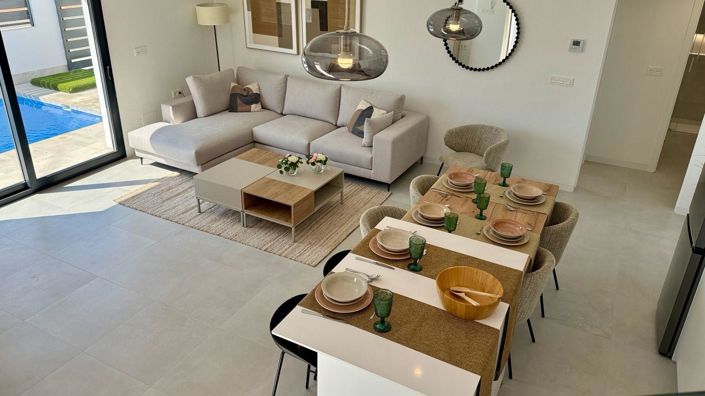 Image No.5-2 Bed Villa for sale