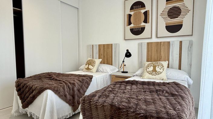 Image No.7-2 Bed Villa for sale