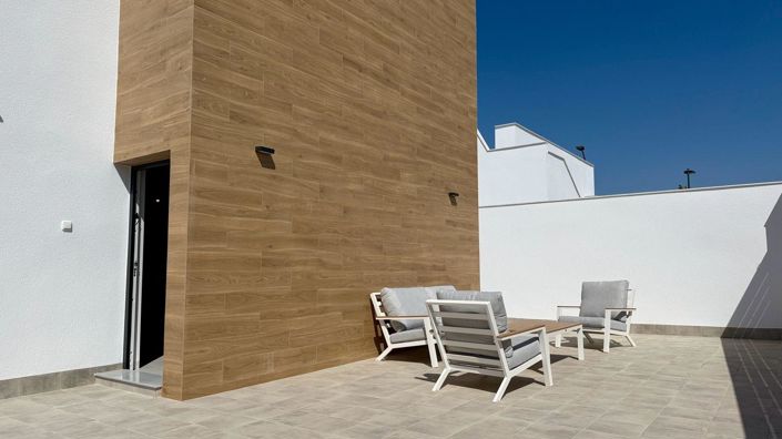 Image No.14-3 Bed Villa for sale