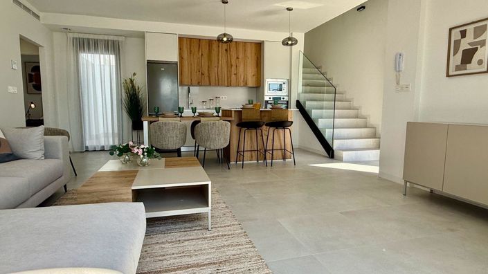 Image No.6-3 Bed Villa for sale