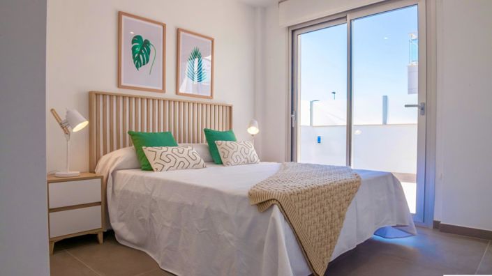 Image No.17-3 Bed Villa for sale