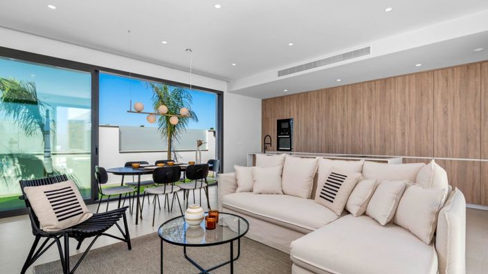 Image No.4-3 Bed Villa for sale