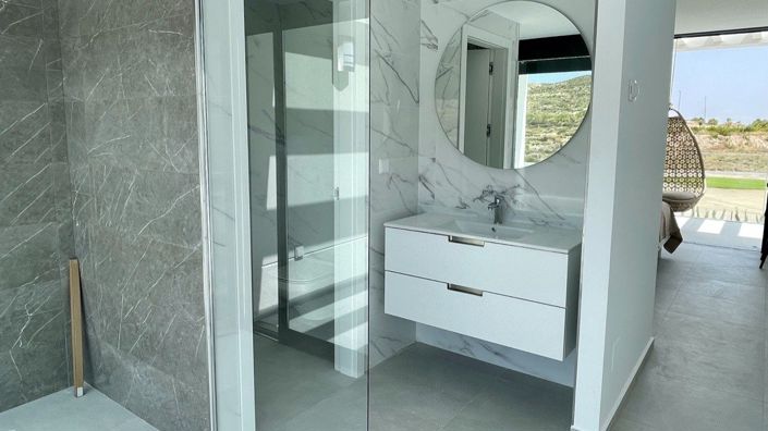 Image No.18-3 Bed Villa for sale