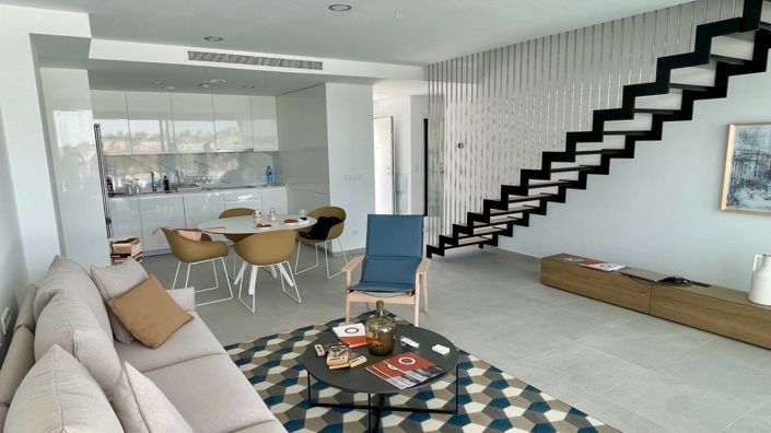 Image No.4-3 Bed Villa for sale