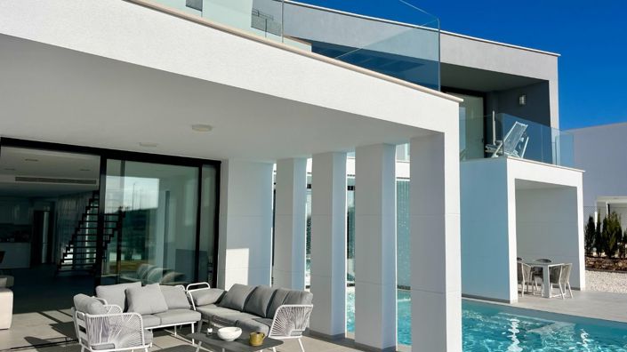 Image No.10-4 Bed Villa for sale