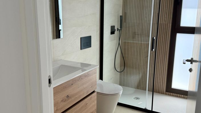 Image No.16-4 Bed Villa for sale