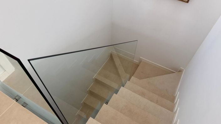 Image No.18-4 Bed Villa for sale