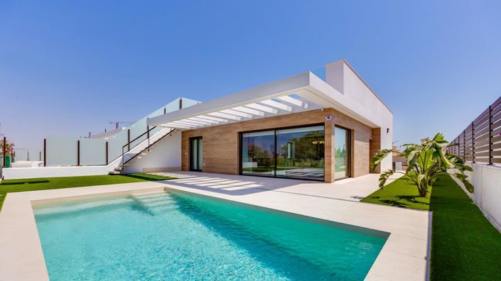 Image No.4-4 Bed Villa for sale