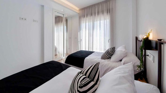 Image No.11-3 Bed Villa for sale