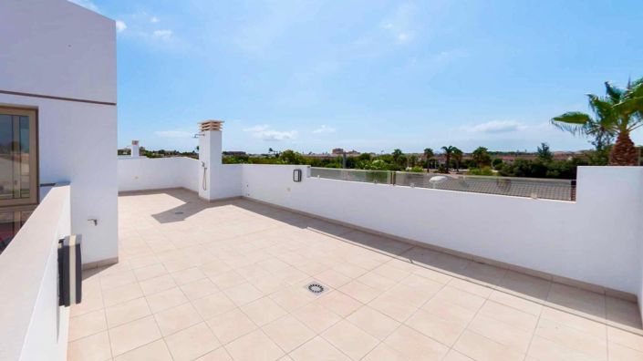 Image No.2-3 Bed Villa for sale