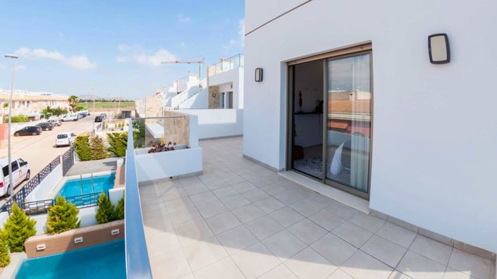 Image No.3-3 Bed Villa for sale