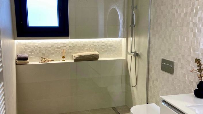 Image No.9-3 Bed Villa for sale