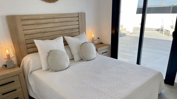 Image No.15-3 Bed Villa for sale