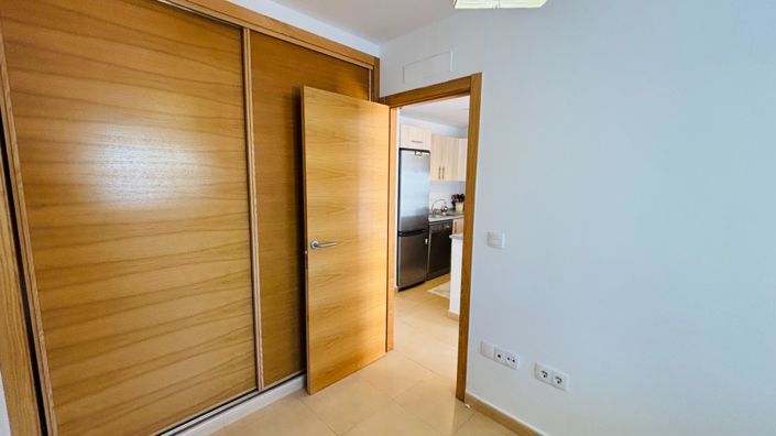 Image No.8-3 Bed Apartment for sale