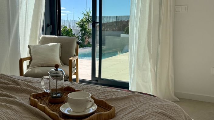 Image No.1-3 Bed Villa for sale
