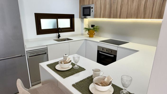 Image No.7-2 Bed Apartment for sale