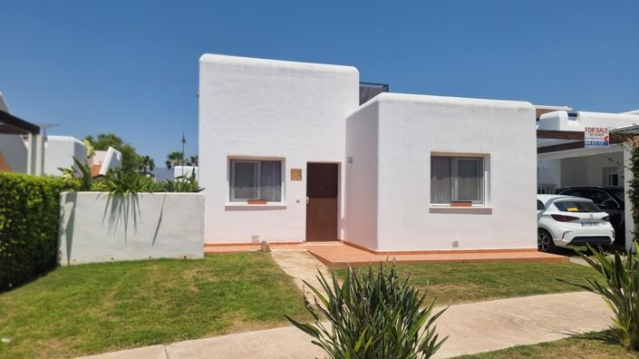 Image No.1-2 Bed Villa for sale