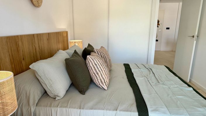 Image No.15-2 Bed Apartment for sale