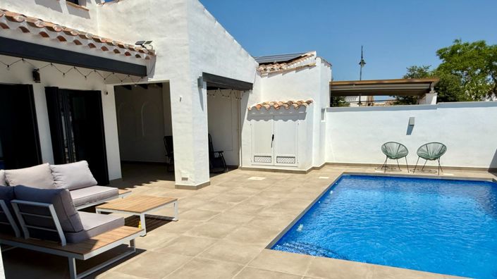 Image No.1-3 Bed Villa for sale
