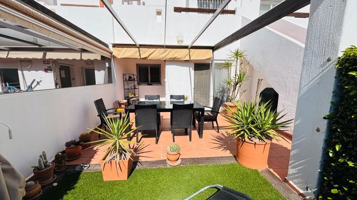 Image No.12-3 Bed Apartment for sale