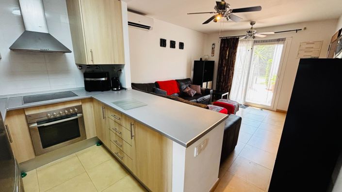 Image No.21-3 Bed Apartment for sale