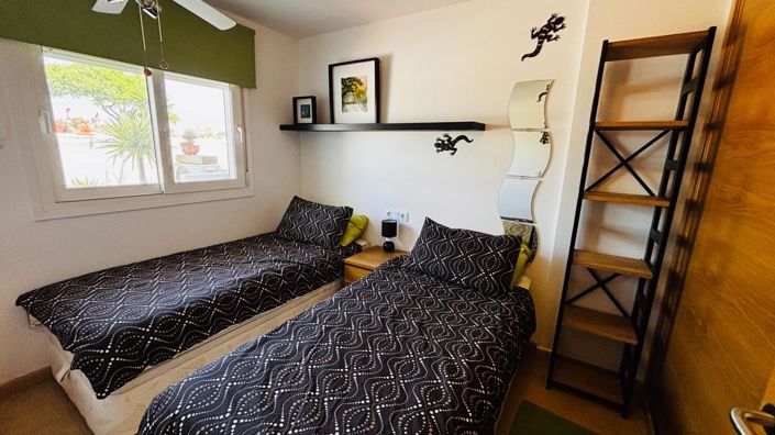 Image No.28-3 Bed Apartment for sale