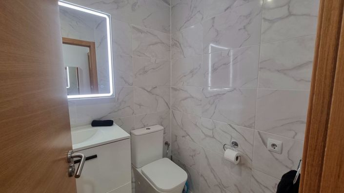 Image No.10-2 Bed Apartment for sale