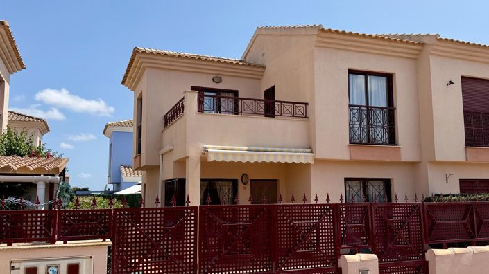 Image No.1-3 Bed Villa for sale