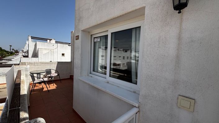 Image No.15-2 Bed Apartment for sale