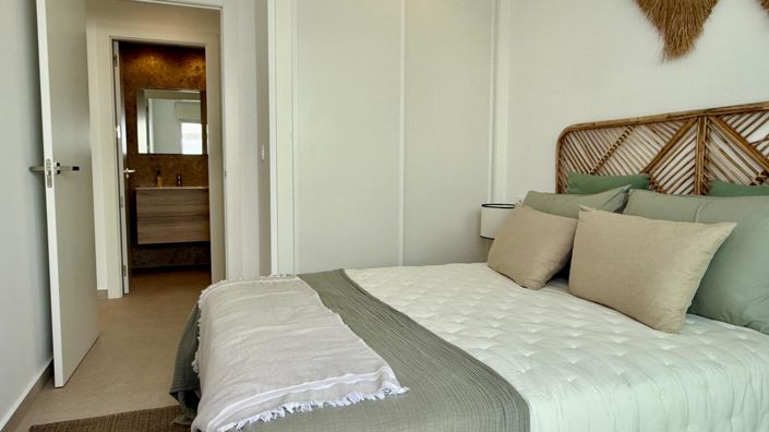 Image No.10-3 Bed Villa for sale