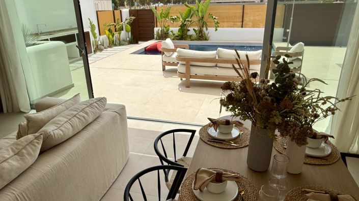 Image No.6-3 Bed Villa for sale