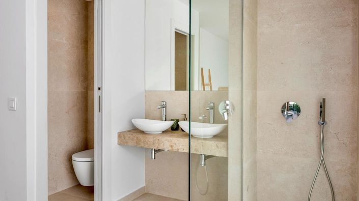 Image No.9-3 Bed Villa for sale