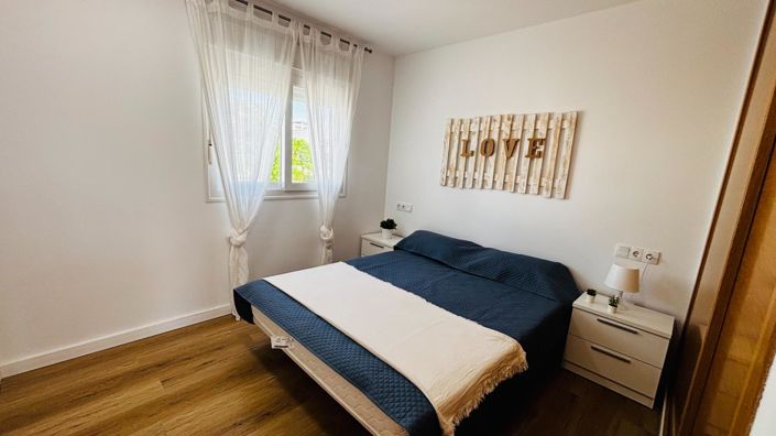 Image No.10-2 Bed Apartment for sale