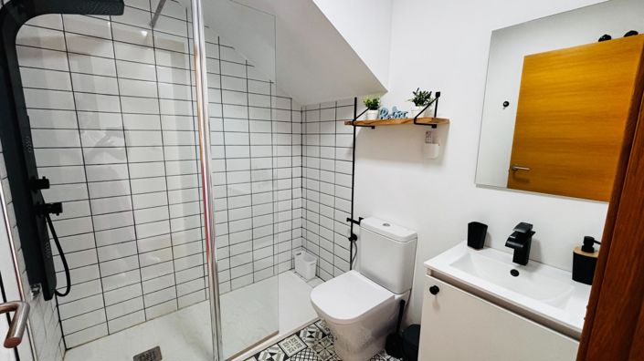 Image No.13-2 Bed Apartment for sale