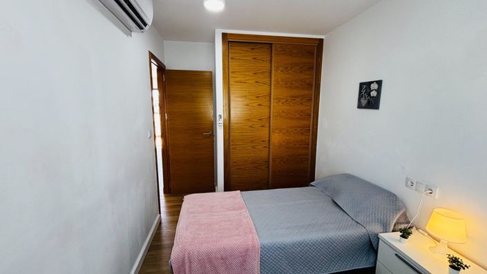 Image No.18-2 Bed Apartment for sale