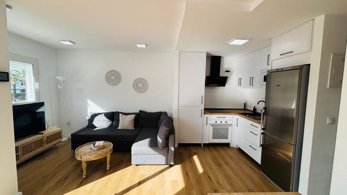 Image No.26-2 Bed Apartment for sale