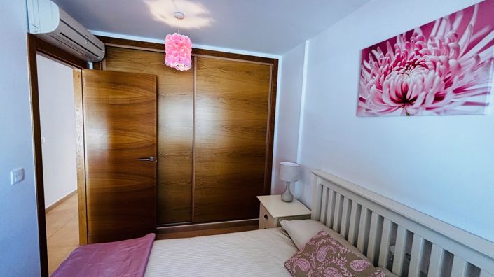 Image No.13-3 Bed Apartment for sale