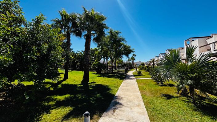 Image No.24-3 Bed Apartment for sale