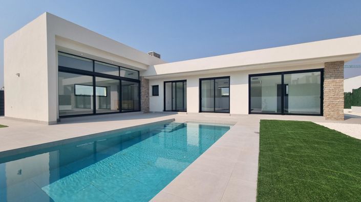 Image No.27-2 Bed Villa for sale