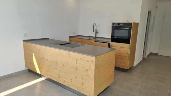 Image No.9-2 Bed Villa for sale