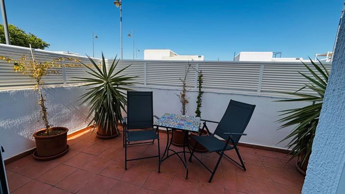 Image No.24-3 Bed Apartment for sale