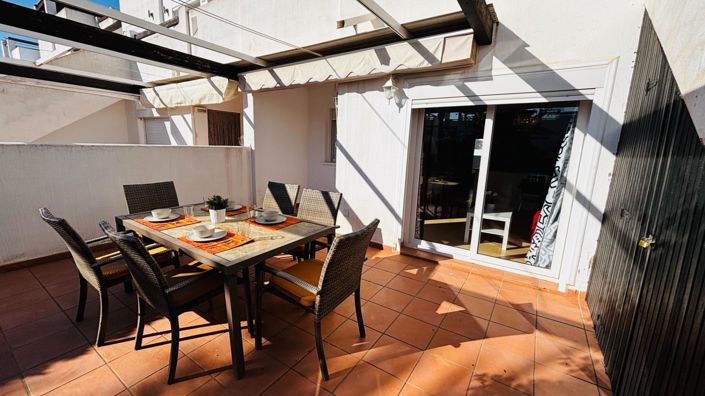 Image No.24-2 Bed Apartment for sale