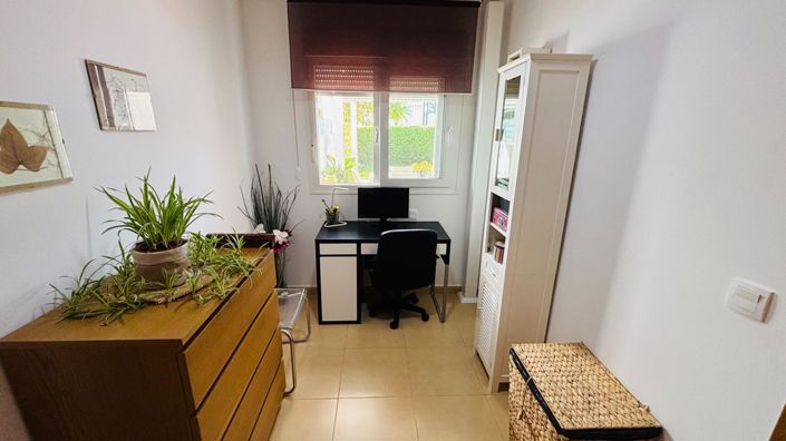 Image No.11-3 Bed Apartment for sale