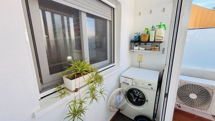 Image No.24-3 Bed Apartment for sale