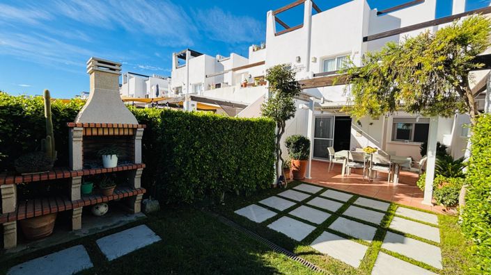 Image No.32-3 Bed Apartment for sale