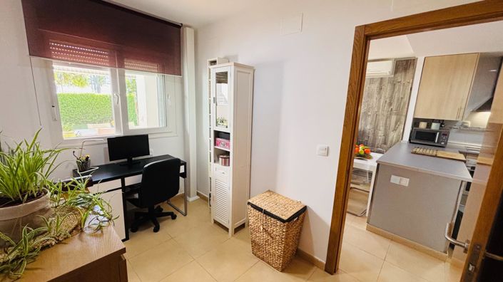 Image No.9-3 Bed Apartment for sale